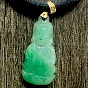 14k gold setting on Jadeite Buda carving